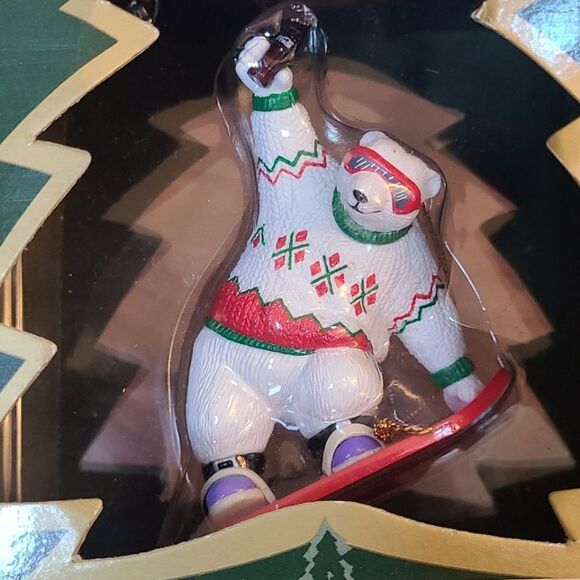VINTAGE Ornament Coca-Cola 1995 Snow Boardin' Bear Tree NIB - Picture 5 of 6